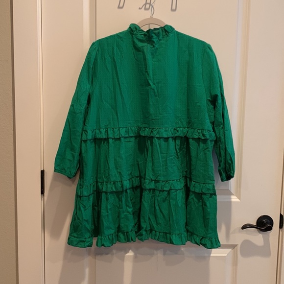 Kelly Green 💚 Ruffle Top - Picture 5 of 5